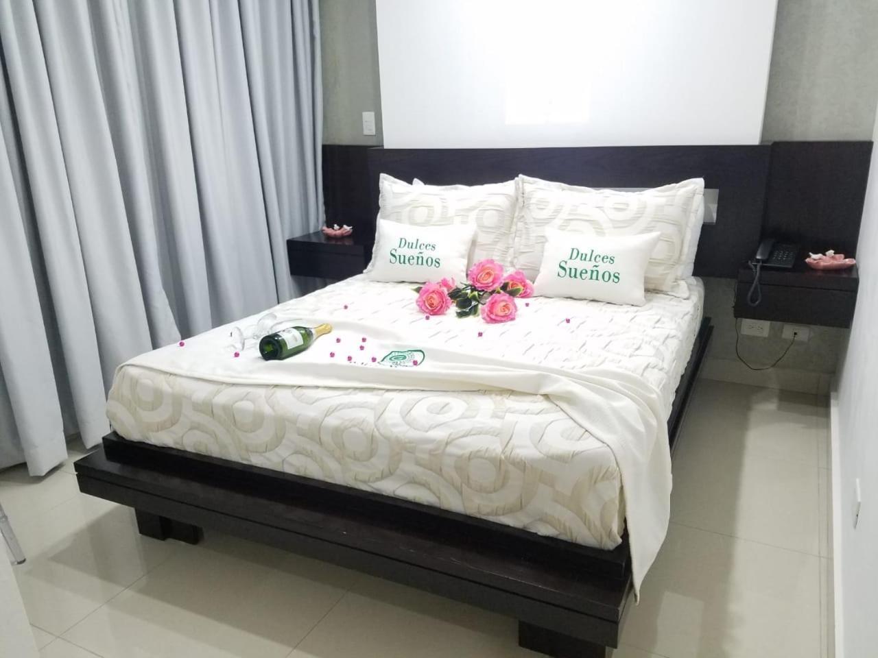 Green Palace Hotel Moca 外观 照片
